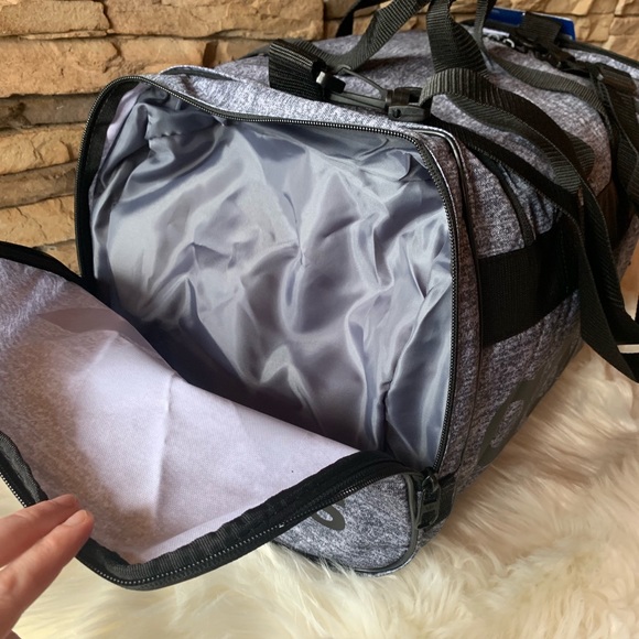 Adidas originals Santiago duffel bag grey black - Picture 9 of 12